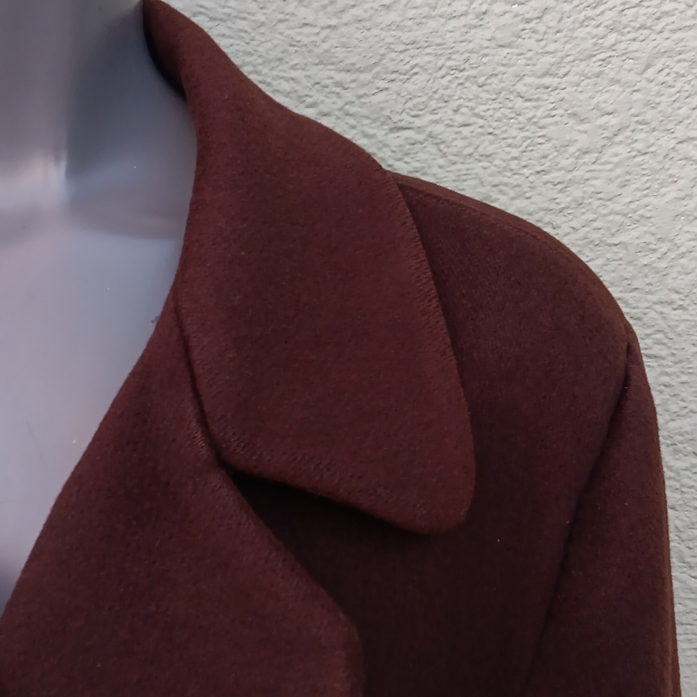 Larry Levine Ladies Vintage Pure Wool Double Breasted Pea Coat with Wide Lapels - Picture 7 of 16